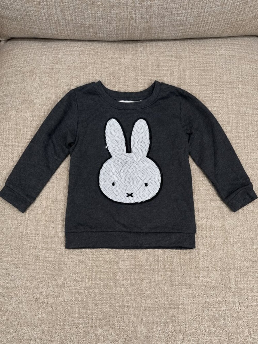H&M x Miffy Girls Sequin Bunny Sweatshirt Gray 2-4Y